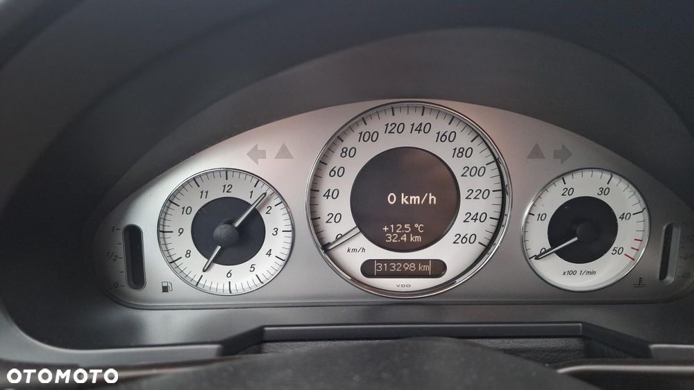 Mercedes-Benz Klasa E - 6