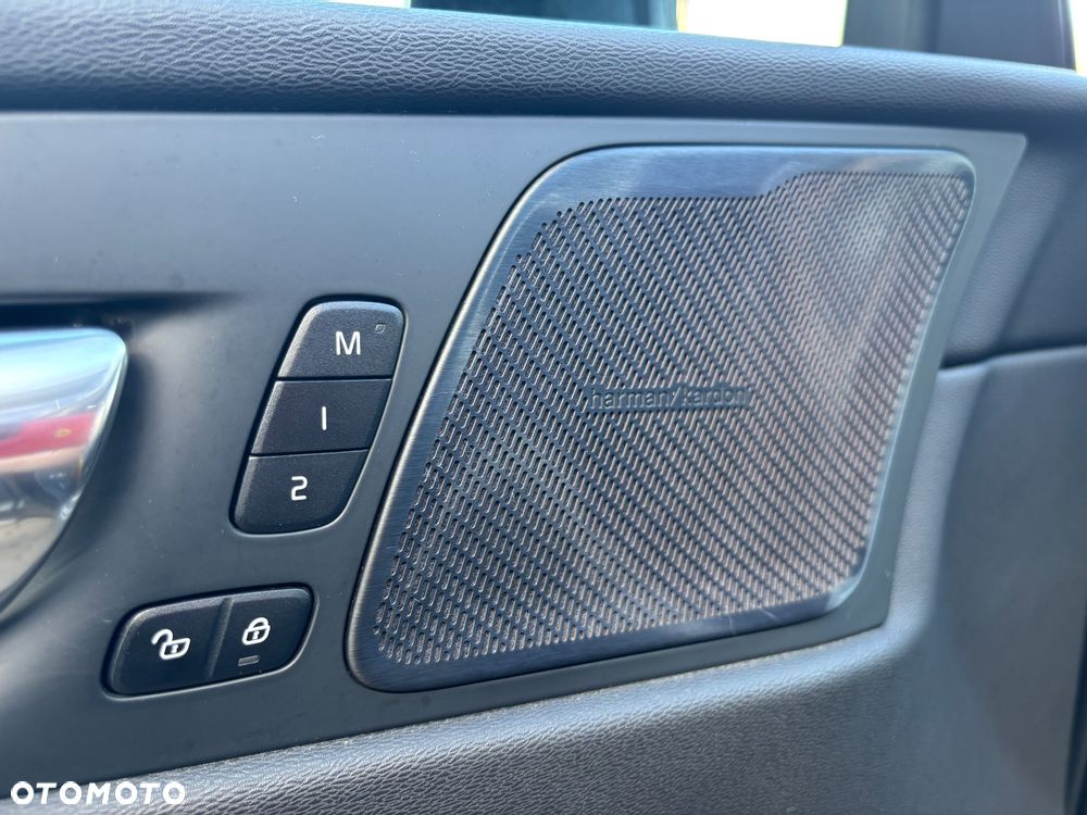 Volvo XC 60 T8 AWD Geartronic Polestar Engineered - 19