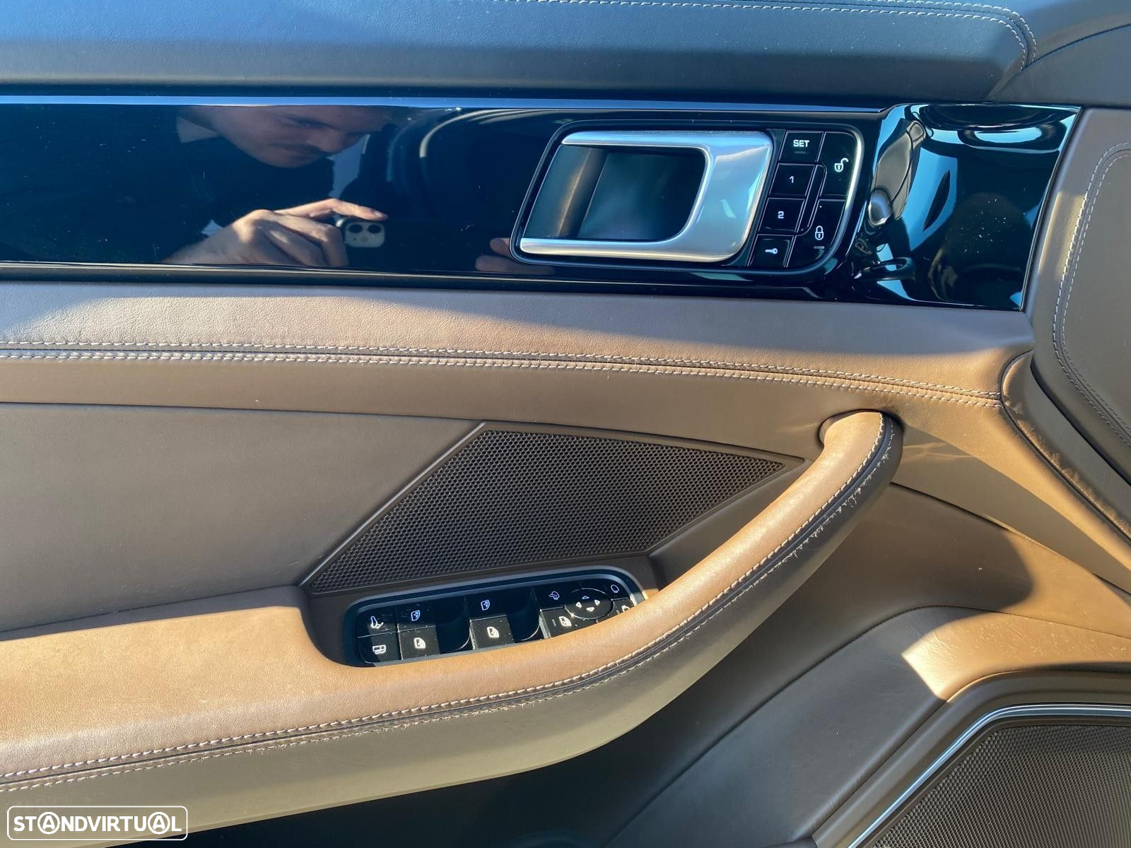 Porsche Panamera 4 E-Hybrid Platinum Edition - 22