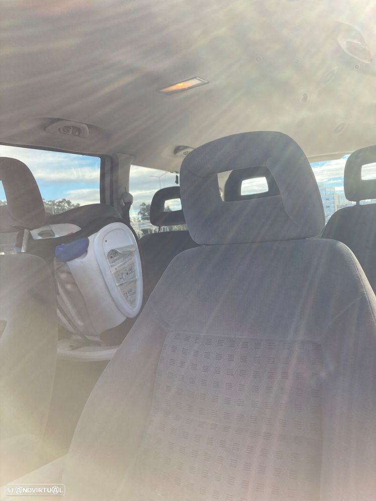 VW Sharan 1.9 TDi Trendline - 25