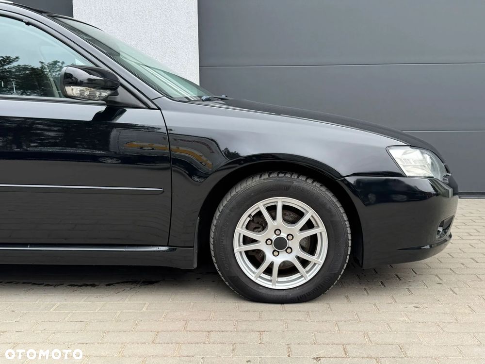 Subaru Legacy - 26