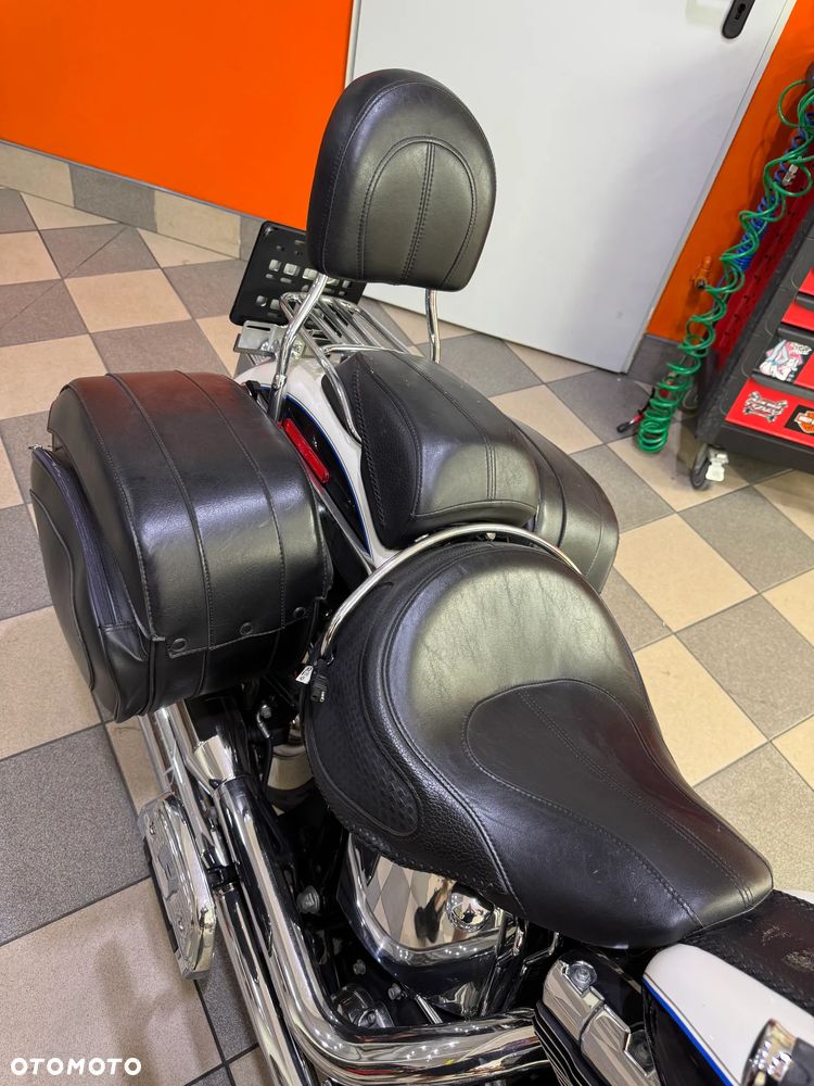 Harley-Davidson Softail Deluxe - 16