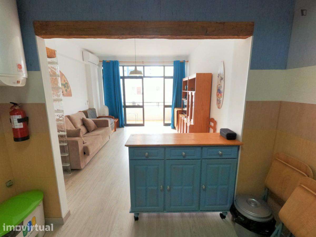 Apartamento com 1 quartos - localizado em Quarteira - Grande imagem: 2/29