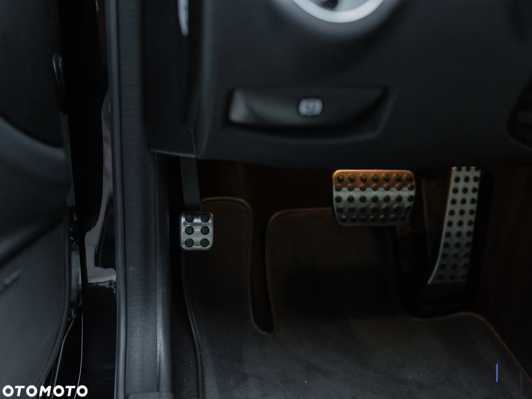 Mercedes-Benz Klasa C 63 AMG Coupe AMG SPEEDSHIFT MCT Edition 507 - 27