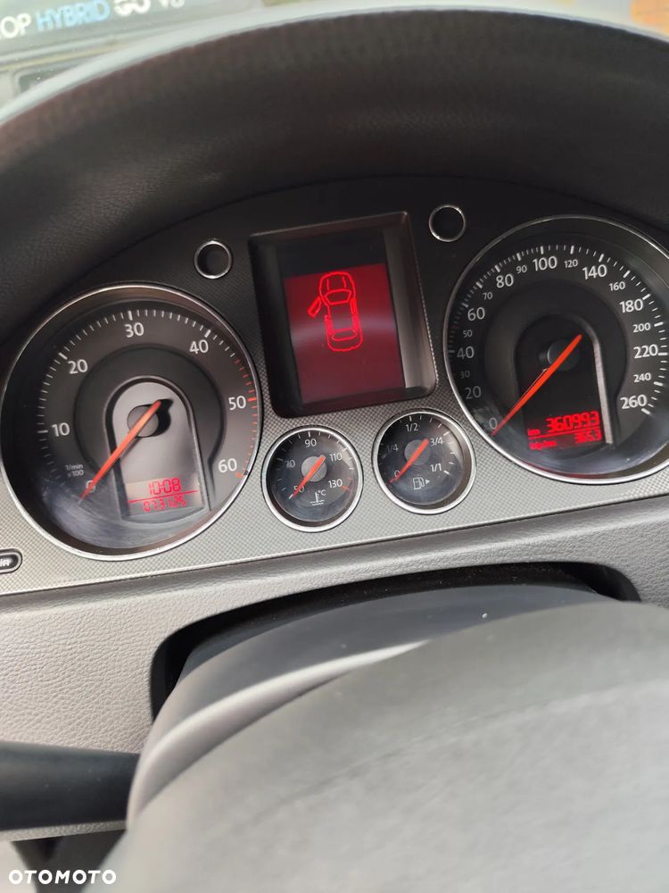 Volkswagen Passat 1.9 TDI Comfortline - 12
