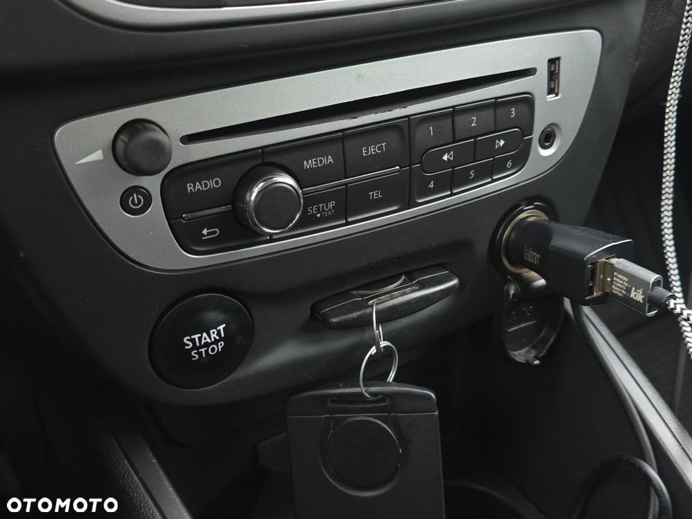 Renault Megane 1.5 dCi Energy Limited EU6 - 21