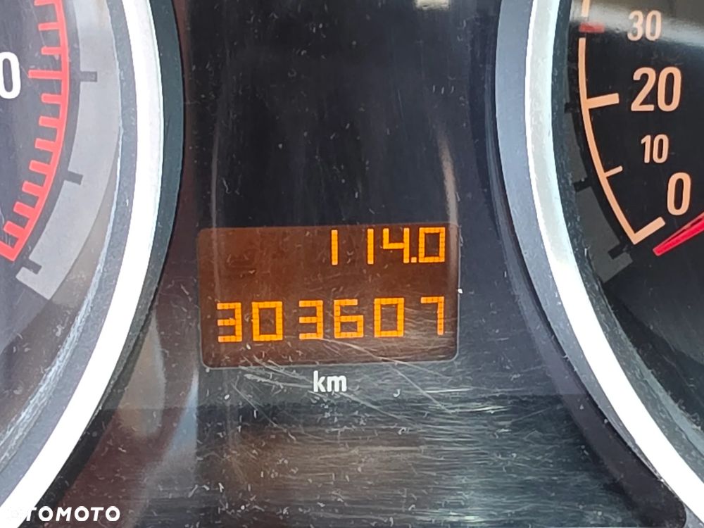 Opel Astra 1.6 - 10