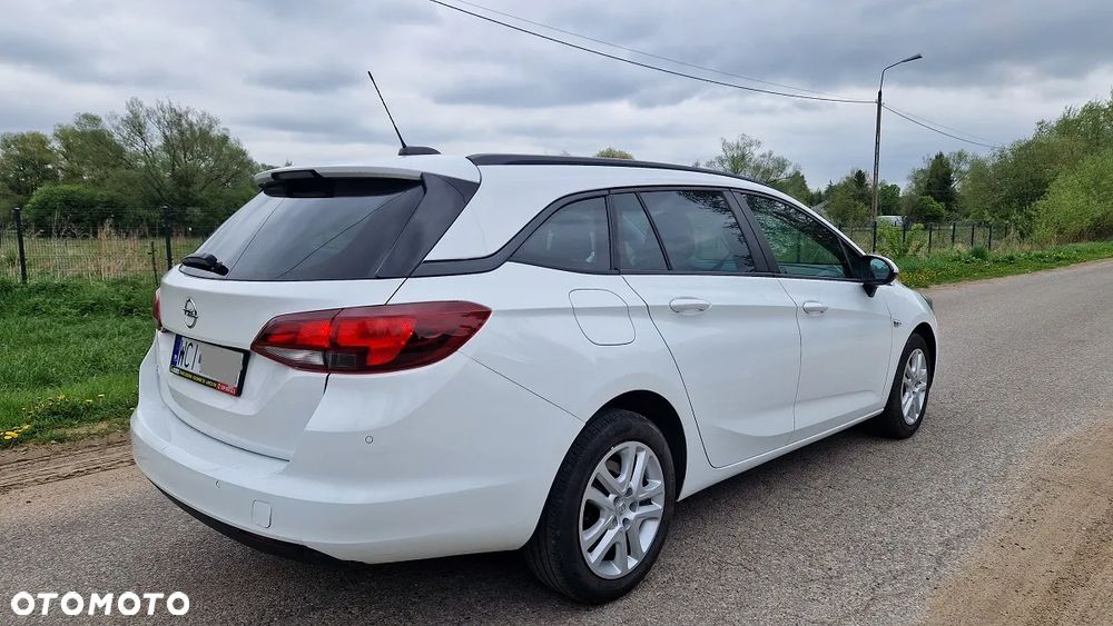 Opel Astra 1.6 CDTI Dynamic - 6