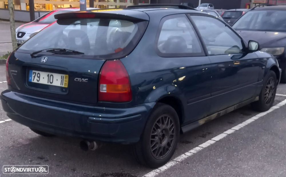 Honda Civic 1.5i LS - 1