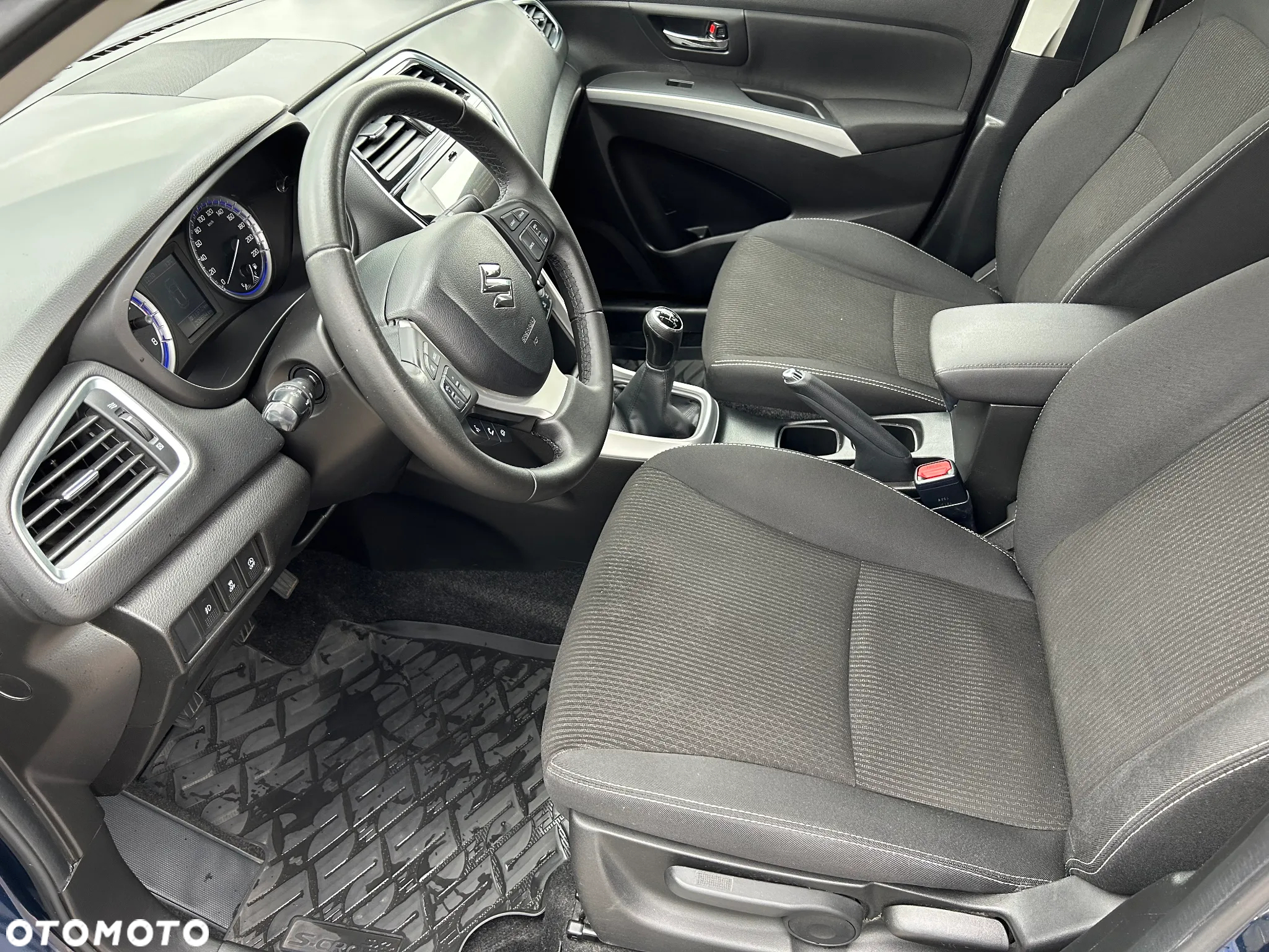 Suzuki SX4 S-Cross 1.0 T Premium - 6