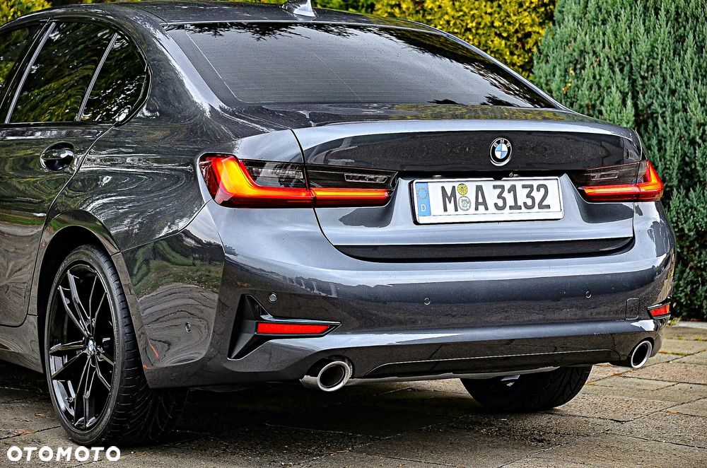 BMW Seria 3 320i GPF Sport Line Shadow - 8