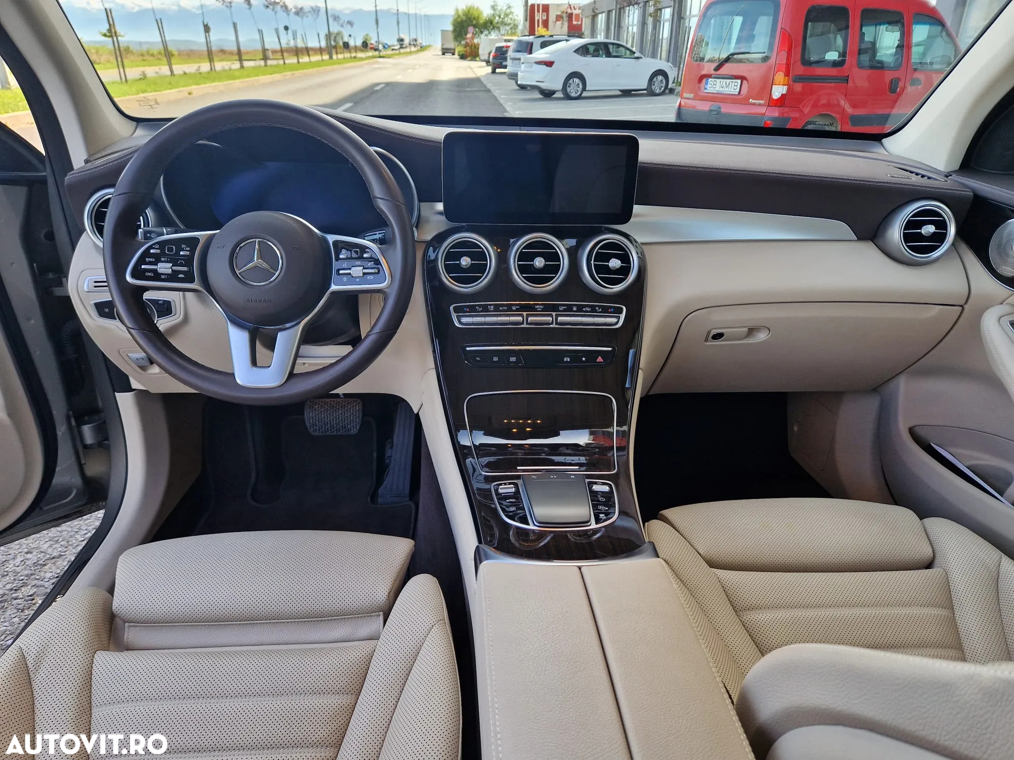 Mercedes-Benz GLC 300 de 4Matic 9G-TRONIC - 16