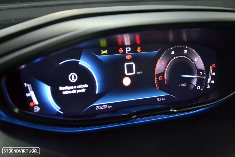 Peugeot 3008 1.5 BlueHDi Allure Pack EAT8 - 8