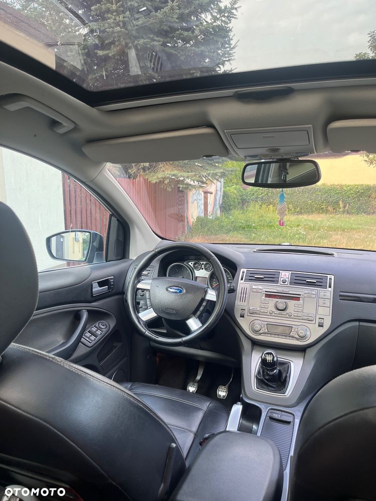 Ford Kuga 2.0 TDCi Titanium - 5