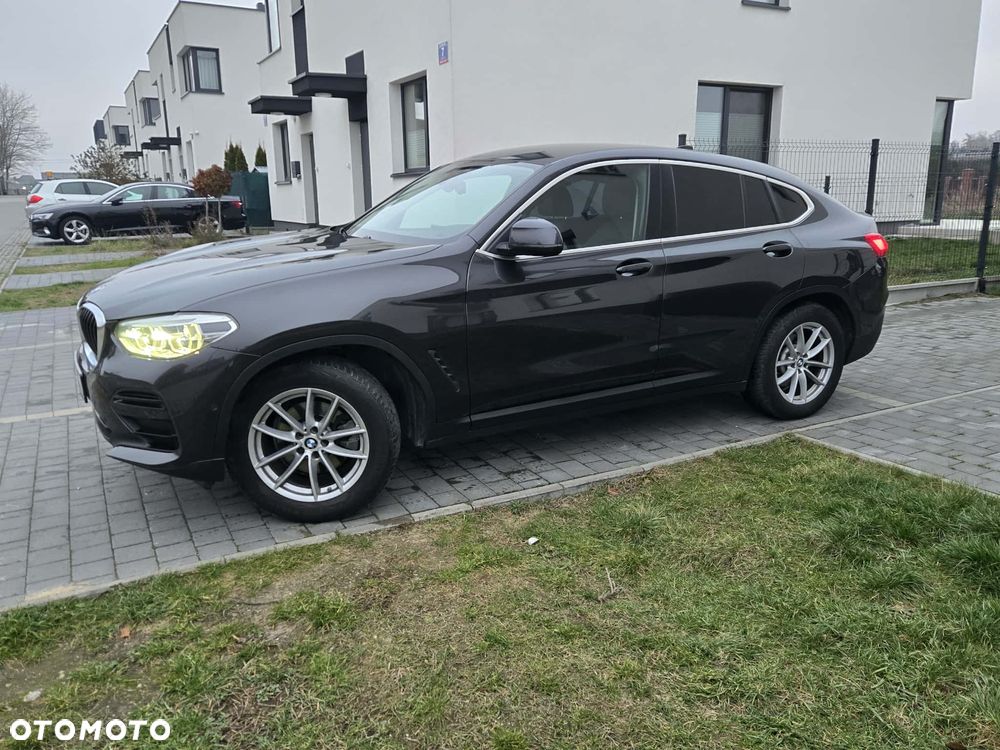 BMW X4 xDrive20i sport - 3