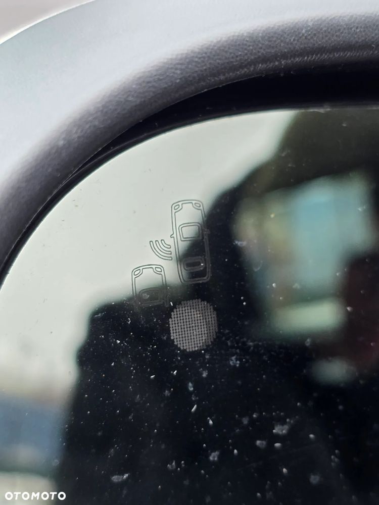 Peugeot Traveller L2 2.0 Allure - 34