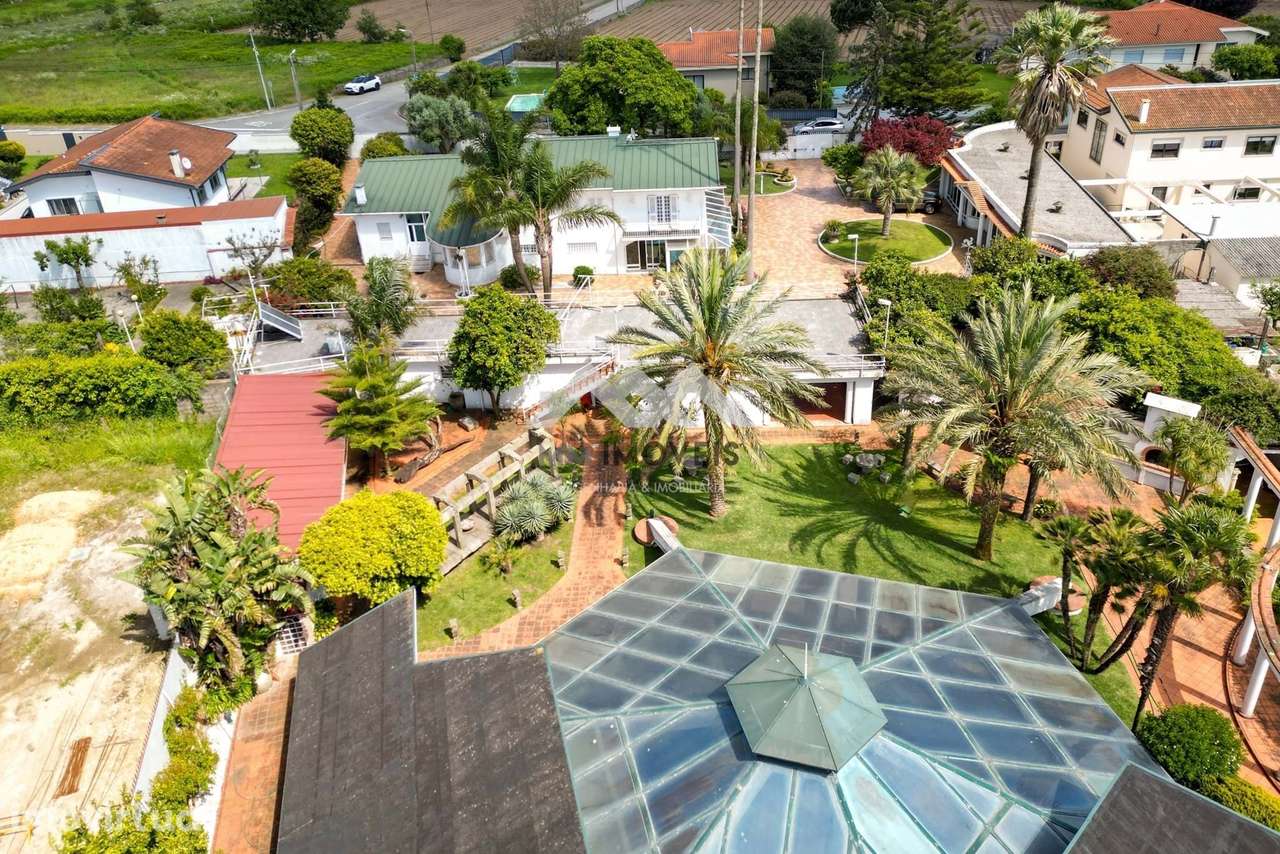 Quinta das Palmeiras | Terreno 5000 m2 | Piscina Coberta | Garagem 15 - Grande imagem: 3/60