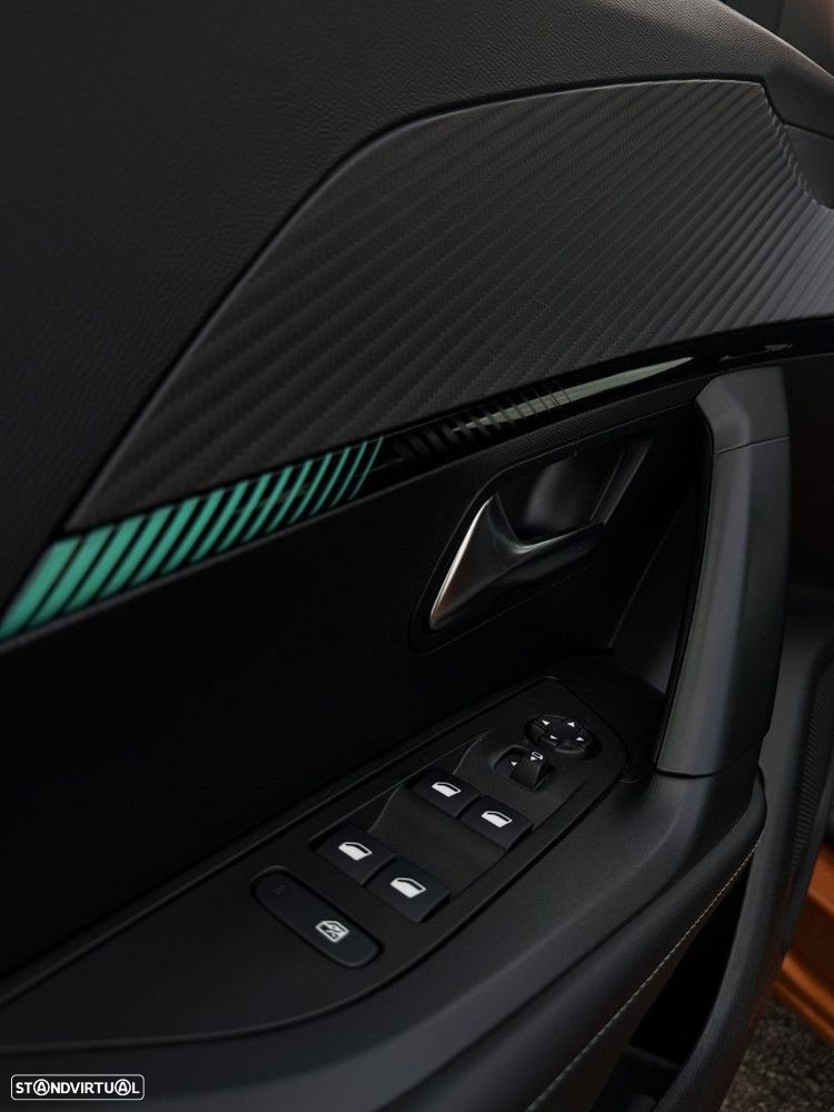 Peugeot 2008 1.2 PureTech Allure Pack EAT8 - 7