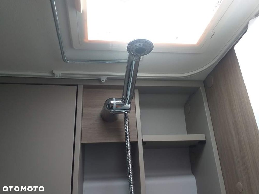 Ford Transit 4X4 CARADO  4 - Osobowy - 23