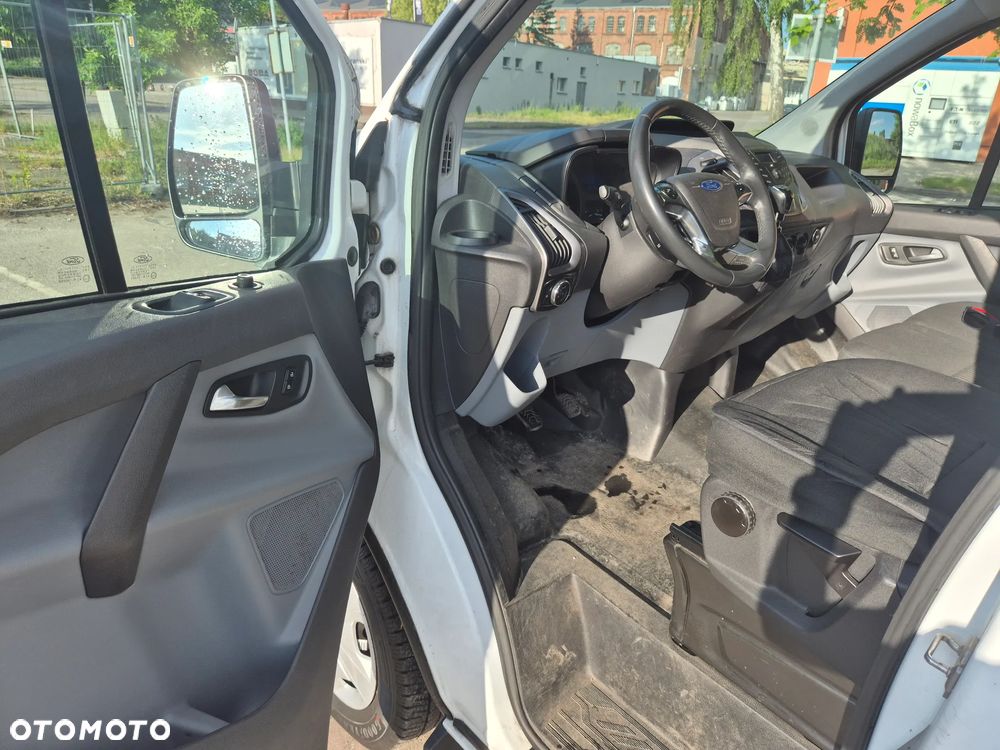 Ford Transit Custom - 14