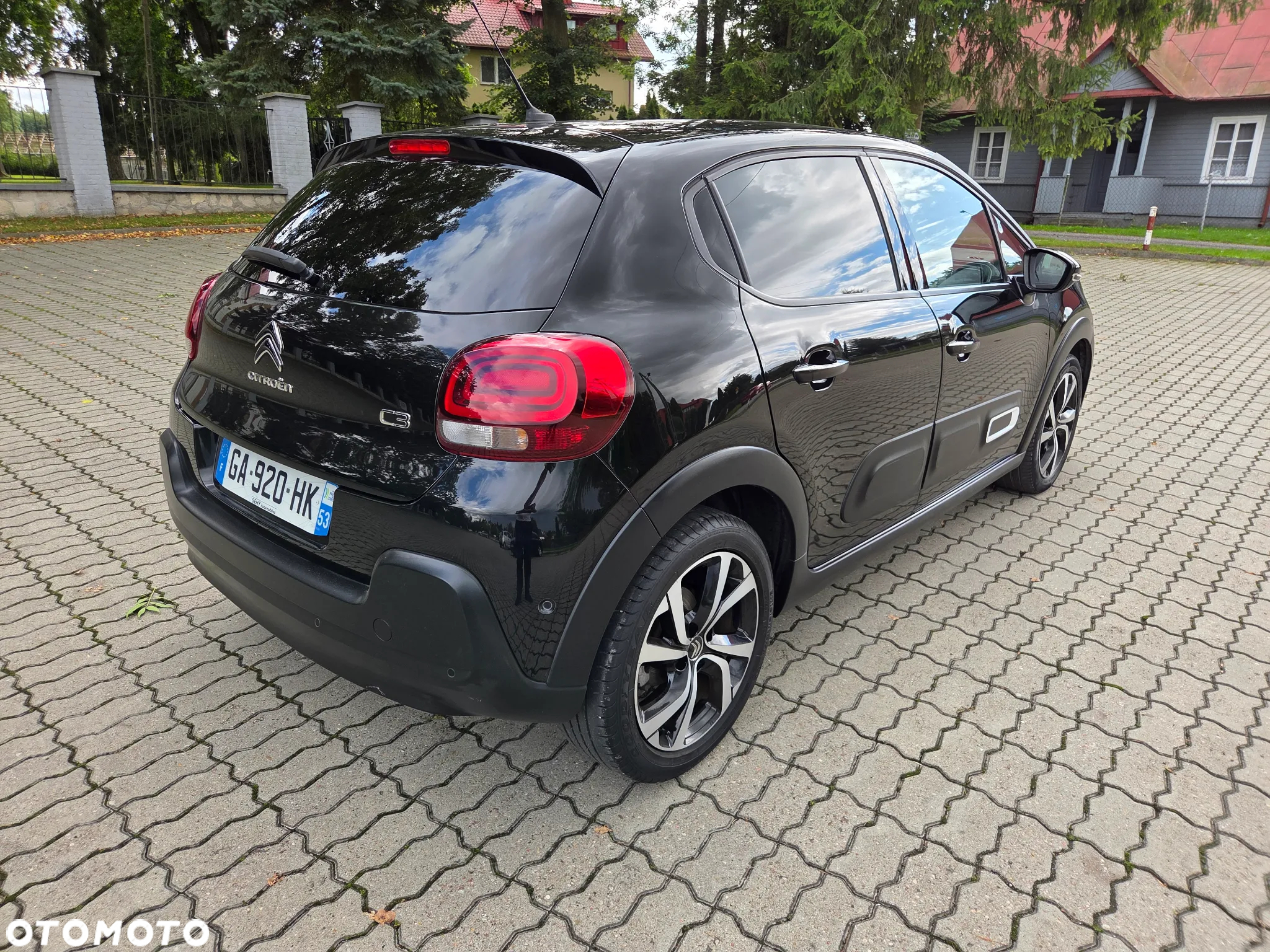 Citroën C3 1.2 PureTech GPF Shine S&S EAT6 - 11