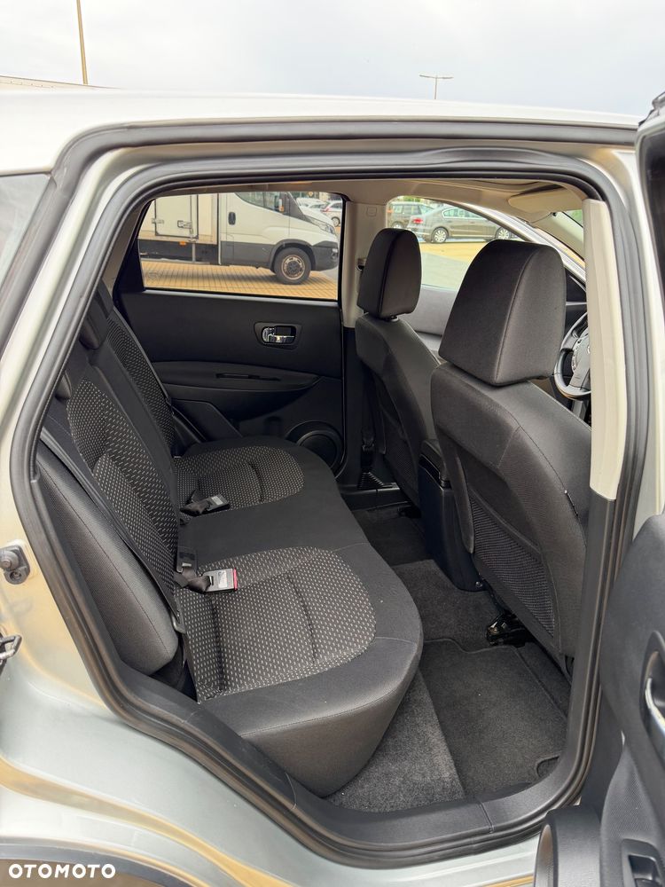 Nissan Qashqai 2.0 4 x 4 tekna - 14