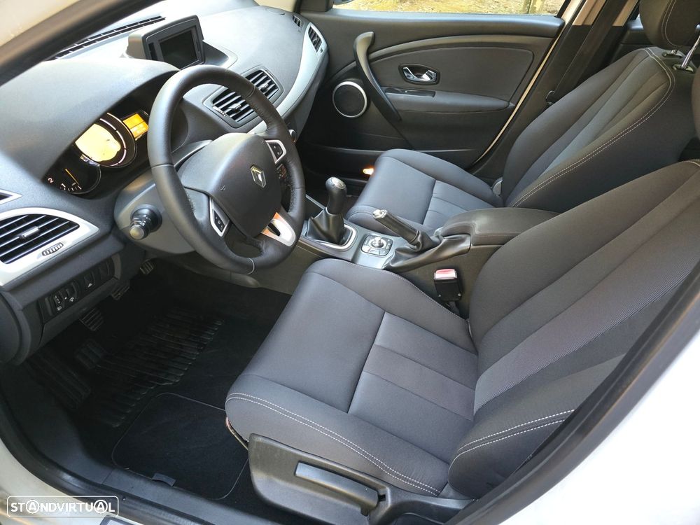 Renault Mégane 1.5 dCi Confort - 19