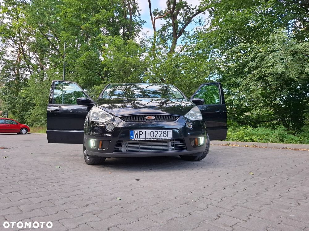 Ford S-Max - 20