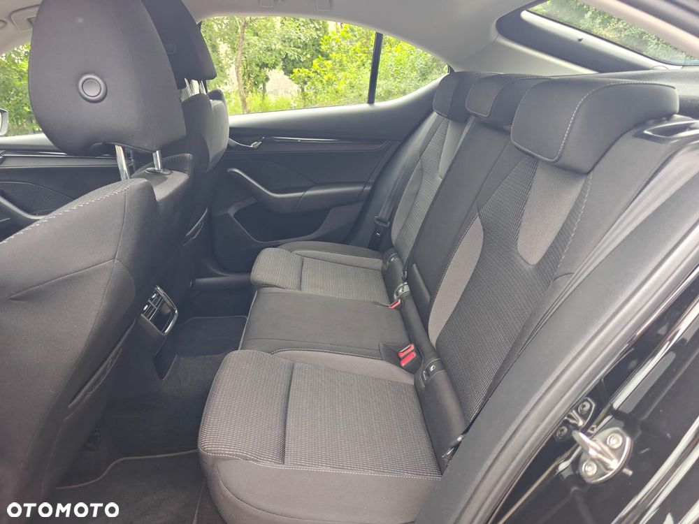 Skoda Octavia 1.5 TSI e-TEC DSG Style - 26