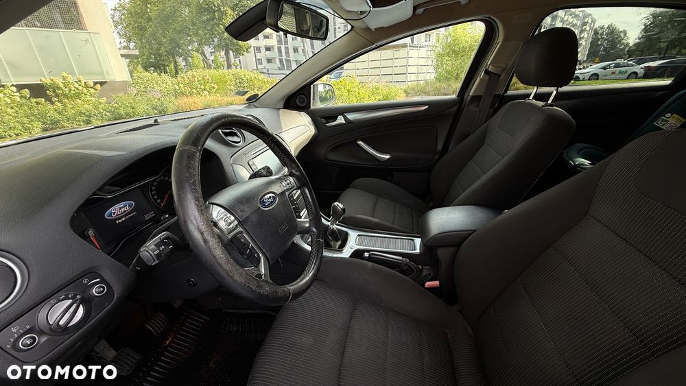 Ford Mondeo 2.0 TDCi Ambiente - 8