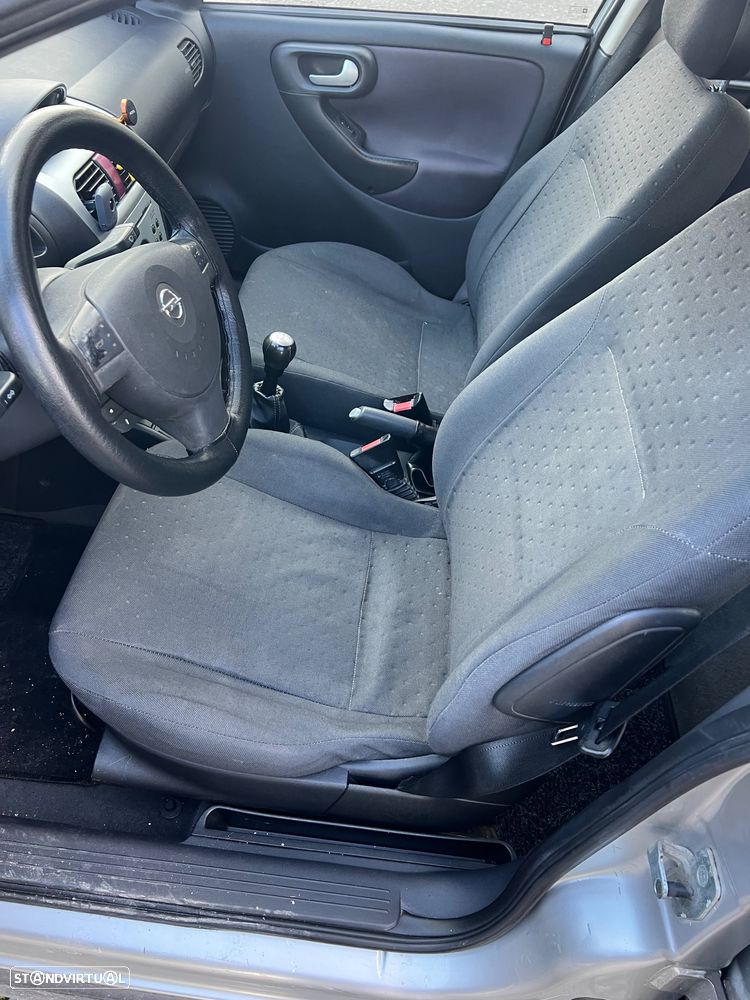 Opel Corsa 1.2 16V City - 5