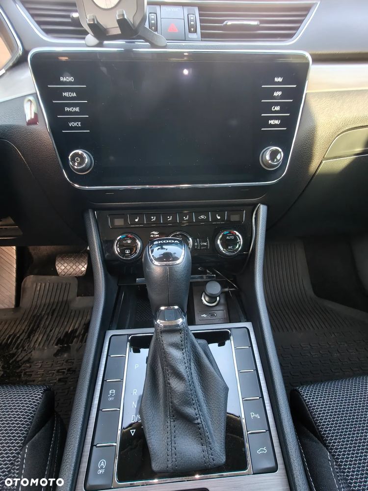 Skoda Superb - 27
