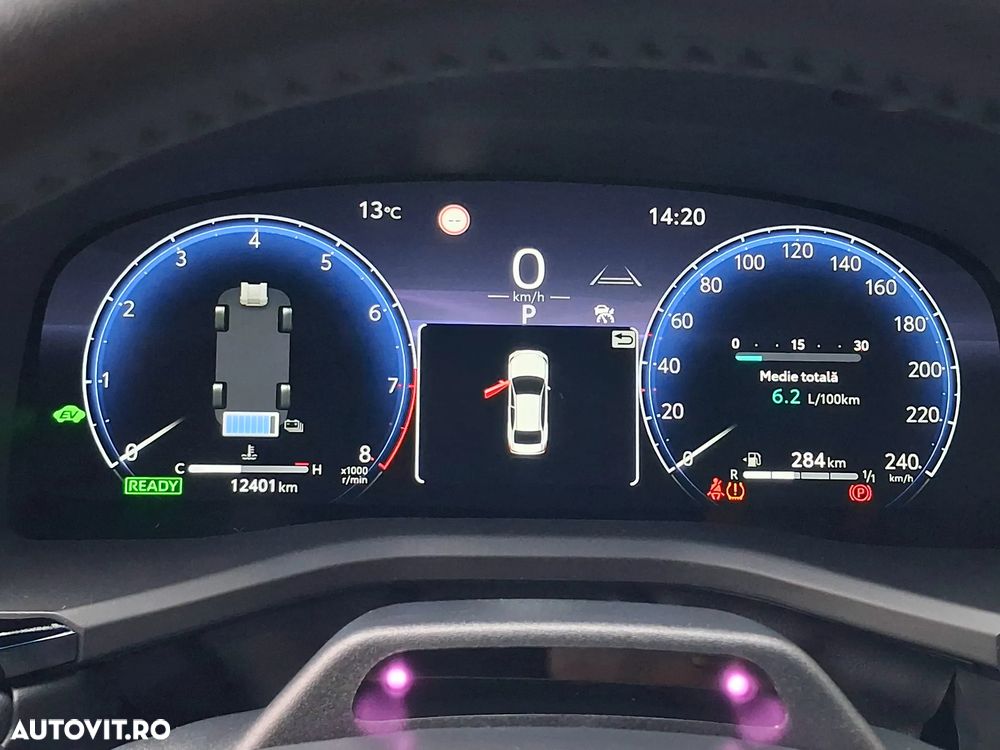 Toyota Camry - 10
