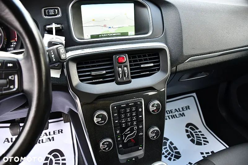 Volvo V40 D2 Momentum - 13