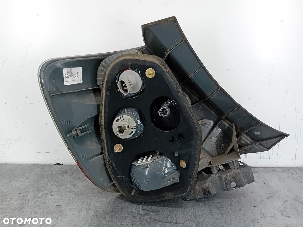 LAMPA TYLNA PRAWA HONDA CIVIC VII HATCHBACK 3 DRZWI - 7