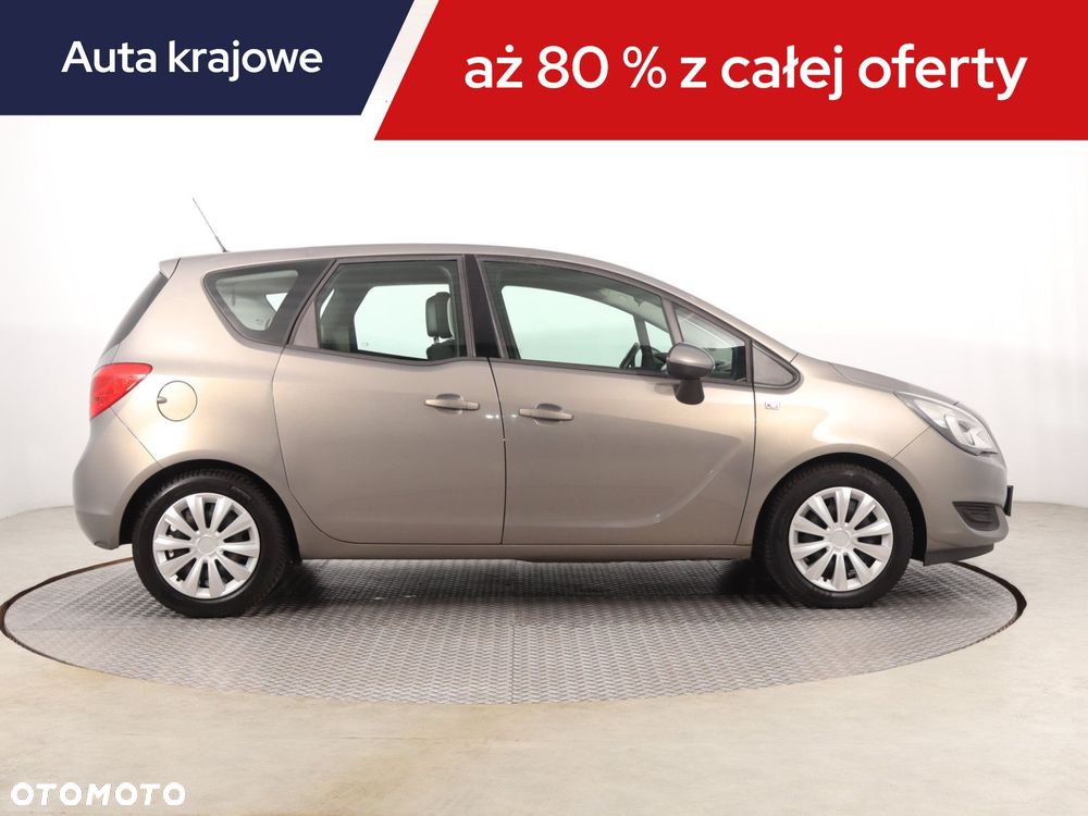 Opel Meriva - 8