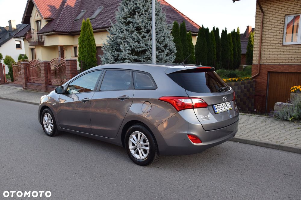 Hyundai i30 i30cw 1.4 Trend - 7