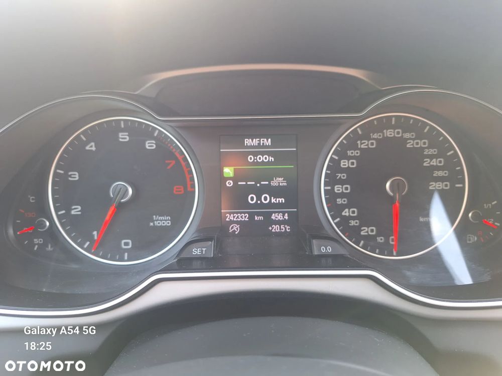 Audi A4 Avant 1.8 TFSI S line Sportpaket - 16