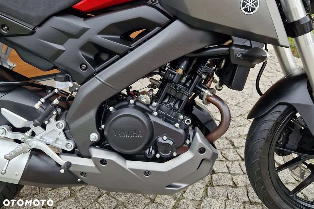 Yamaha MT - 8