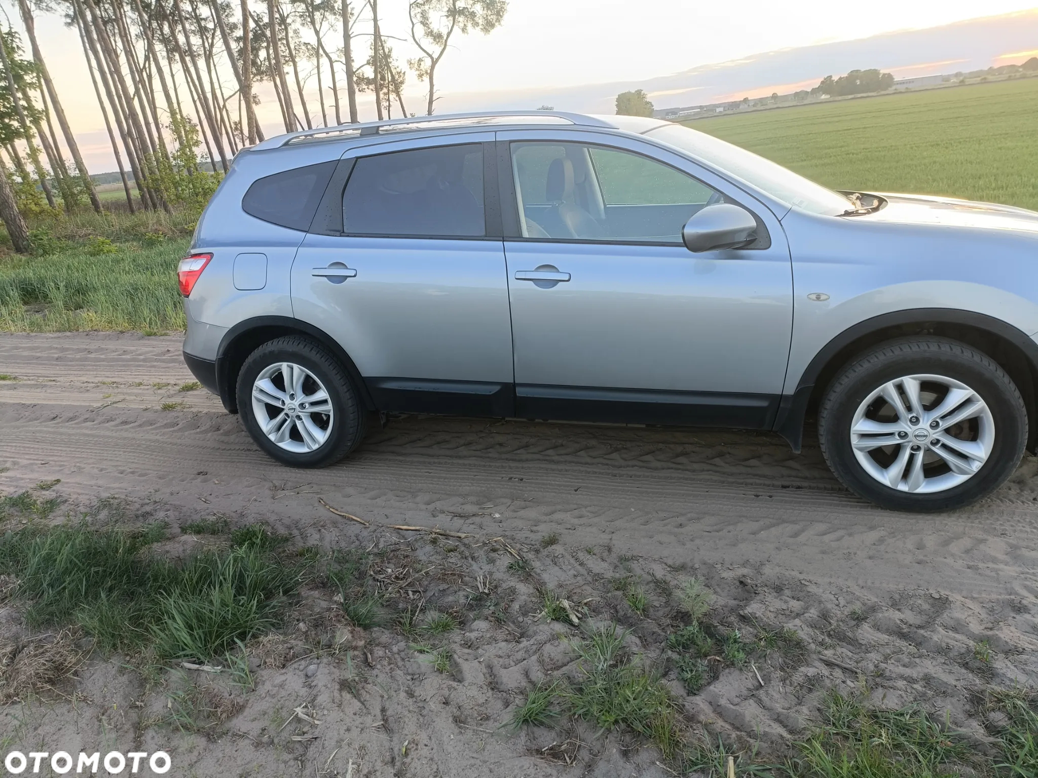 Nissan Qashqai+2 2.0 Acenta - 23