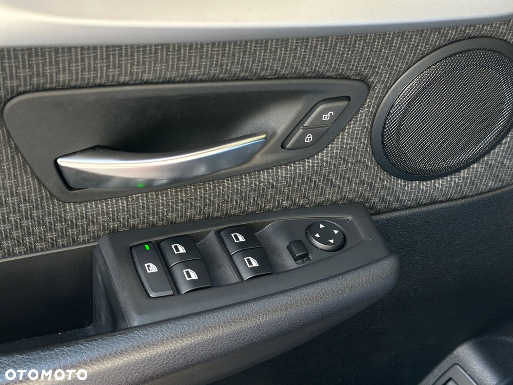 BMW Seria 2 218i - 17