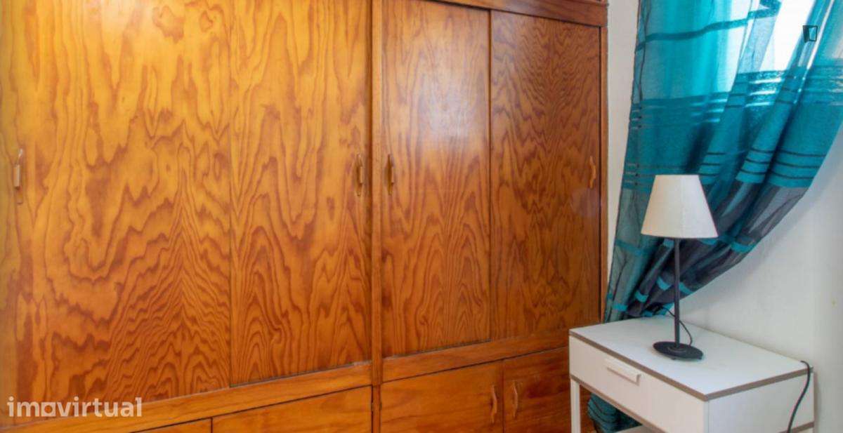 Apartamento com 5 quartos - localizado em Olivais Lisbon - Grande imagem: 2/23