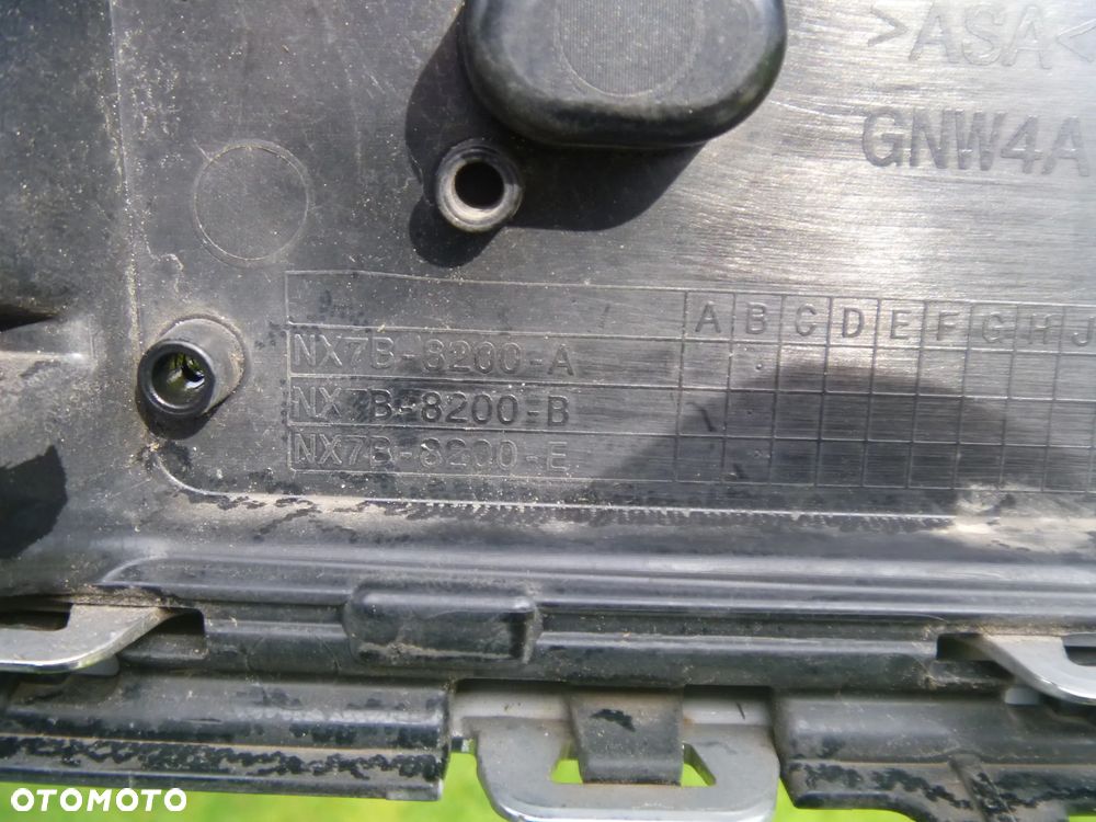 FORD FOCUS MK4 LIFT TITANIUM ATRAPA CHROM ORYGINAŁ ŁADNA JX7B-8200-A - 4