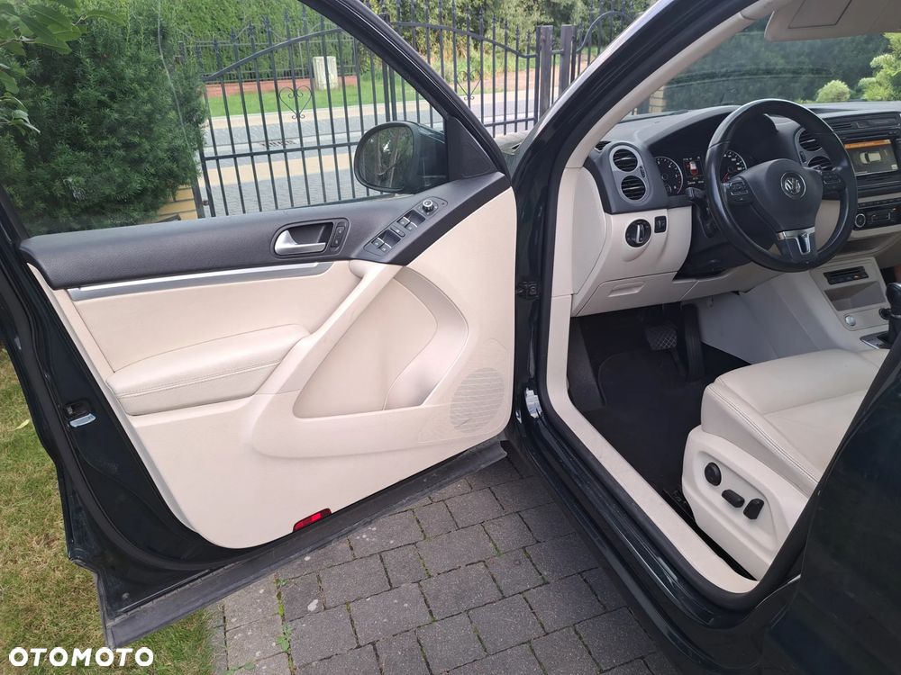 Volkswagen Tiguan - 5