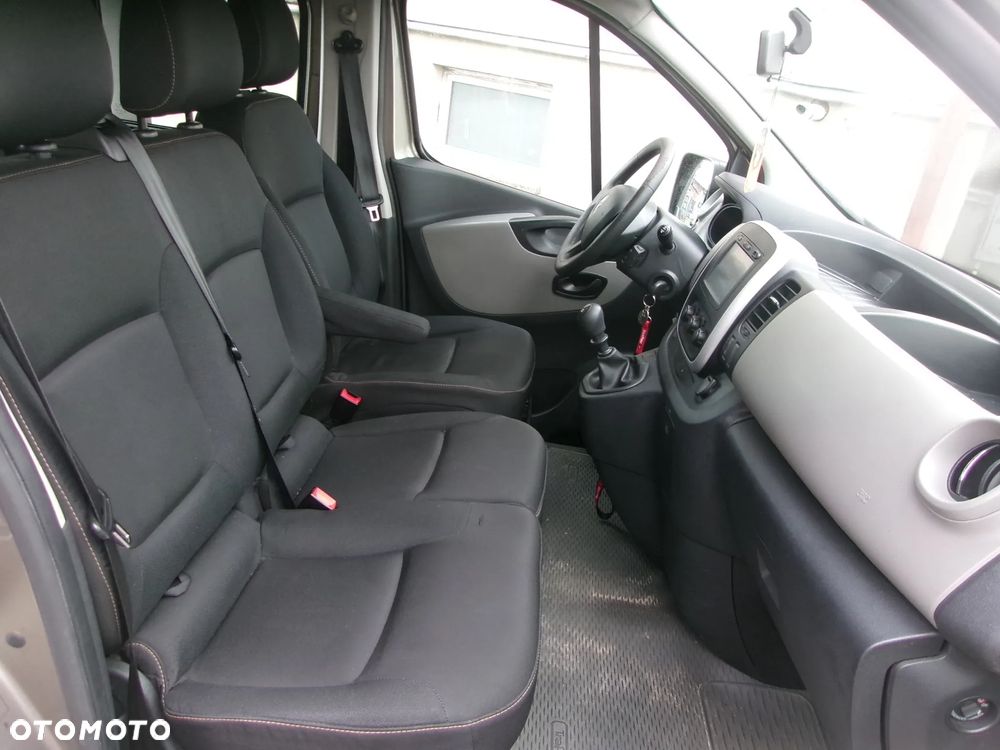 Renault Trafic ENERGY dCi 125 Grand Spaceclass - 15