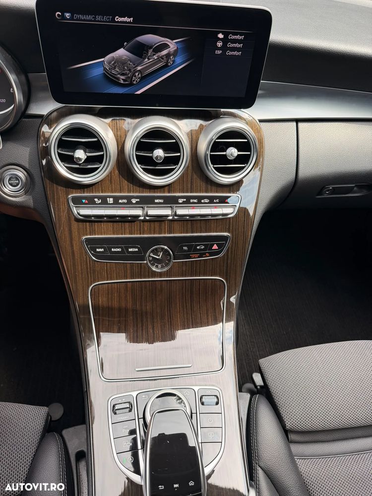 Mercedes-Benz C - 8