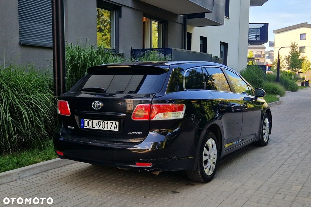 Toyota Avensis 2008 photo 4
