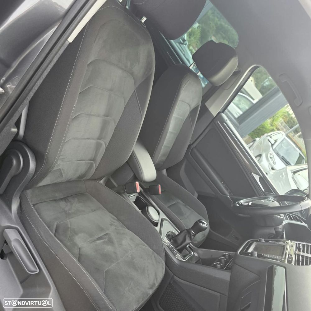 VW Tiguan 2.0 TDi Sport BlueMotion - 32