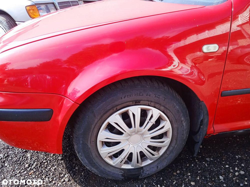 Błotnik Lewy Przedni Volkswagen Golf IV LP3G - 1