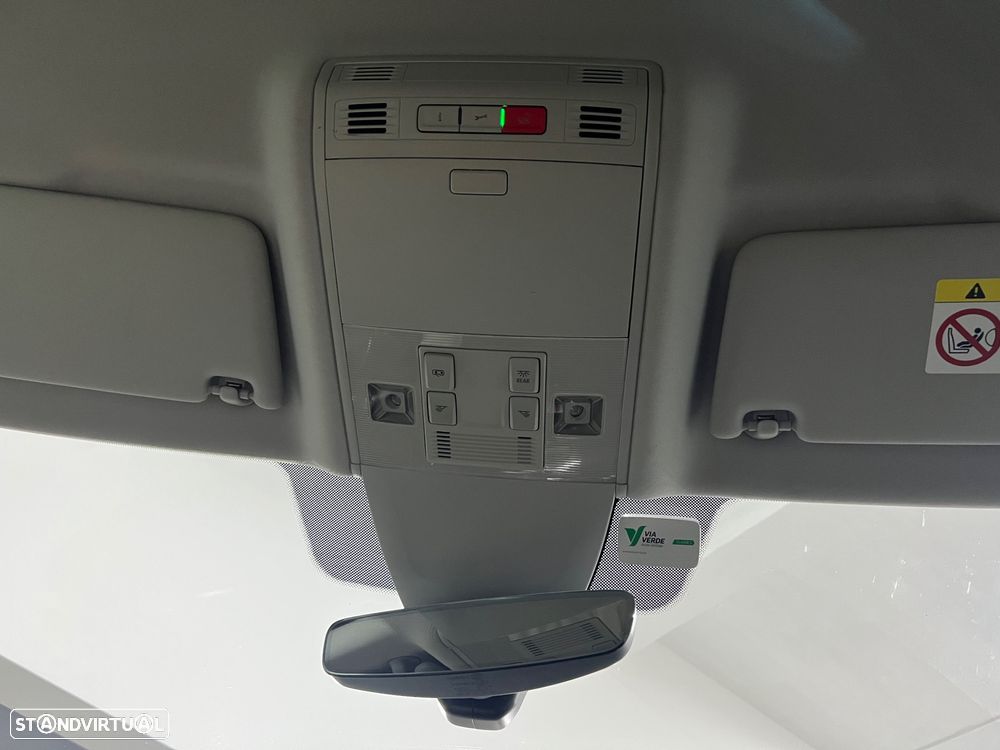 VW Arteon 2.0 TDI R-Line DSG - 26